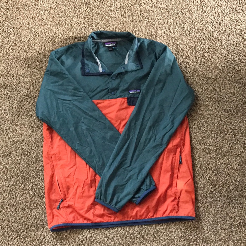 Patagonia Light Water proof Pullover